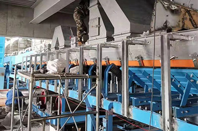 3D曲线落煤管结构的设计特点是什么？