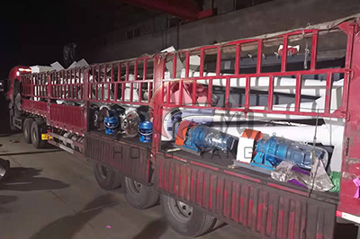 红阳矿山发货陕西神木现场：设备发货忙不停，全力以赴为客户！